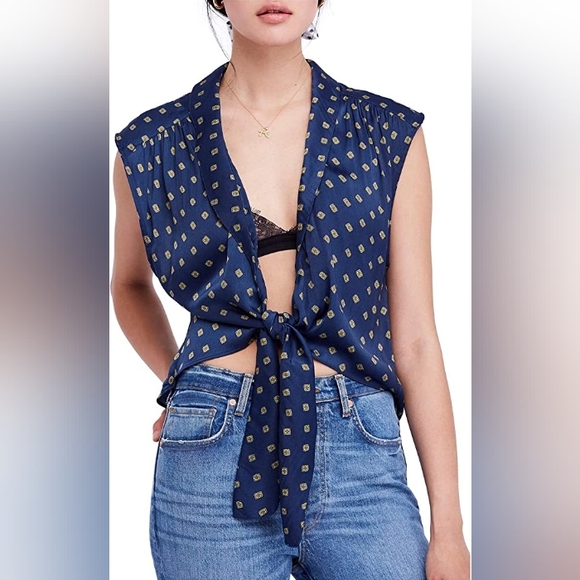 Free People Tops - Free People Women's Printed Tie Front Sleeveless Blouse Geometric Navy Large